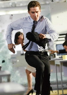 变形金刚3：月黑之时演员表山姆·维特维奇剧照图片