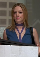 《女孩梦三十》演员表露西剧照图片