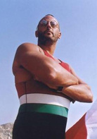 碧海蓝天演员表恩佐剧照图片