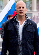 虎胆龙威5演员表约翰·麦克莱恩剧照图片