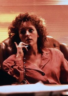 虎胆龙威演员表霍莉剧照图片