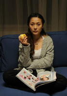 B区32号演员表高雨彤剧照图片