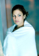 一夜迷情演员表萝拉剧照图片