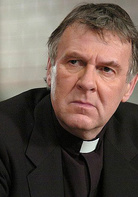 驱魔演员表理查德·摩尔剧照图片