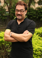 特工艾米拉演员表艾父剧照图片