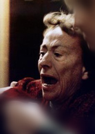 钢琴教师演员表妈妈剧照图片