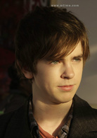 家庭作业演员表乔治剧照图片