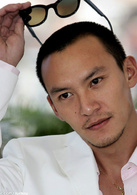 蓝色矢车菊演员表威廉剧照图片