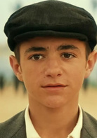 西西里的美丽传说演员表雷纳多剧照图片