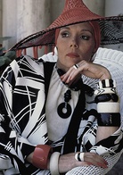 阳光下的罪恶演员表阿伦娜·马歇尔剧照图片