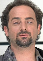 非常嫌疑犯演员表托德·霍克内剧照图片