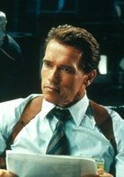 真实的谎言演员表哈利剧照图片