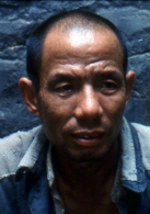 一个和八个演员表老万头剧照图片