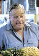 初恋50次演员表露西父亲剧照图片