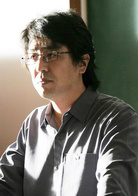 畅销书演员表俊英剧照图片