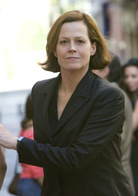 白昼冷光演员表克拉克剧照图片