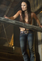 德州电锯杀人狂前传演员表克里茜剧照图片