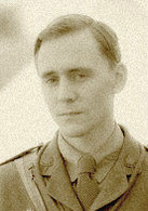 《战马》演员表尼克尔斯上尉剧照图片