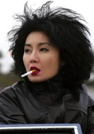 清洁演员表艾米丽剧照图片