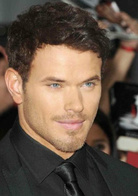 暮光之城：破晓（上）演员表埃米特·库伦剧照图片