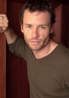 末日危途演员表Veteran剧照图片