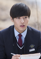 少女怪谈演员表仁秀剧照图片