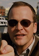 危情谍战演员表费兹剧照图片