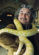 雷蒙·斯尼奇的不幸历险演员表蒙蒂叔叔剧照图片