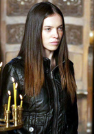 我唾弃你的坟墓2演员表Katie剧照图片