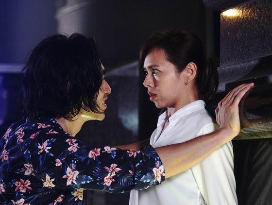 夏于乔被路斯明借酒劲强吻 狠赏其巴掌15下