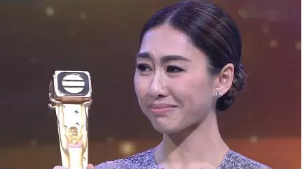 万千星辉汪明荃失视后 老公罗家英发文表不满