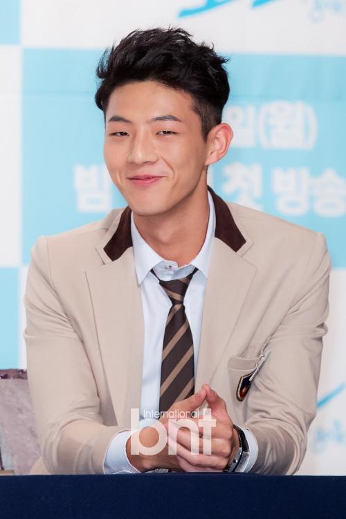 Jisoo加盟韩版《步步》 饰演万千宠爱老幺皇子