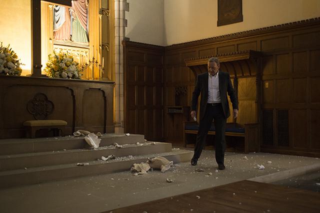 《纸牌屋》第4季新预告片 “弗兰克”发表演讲