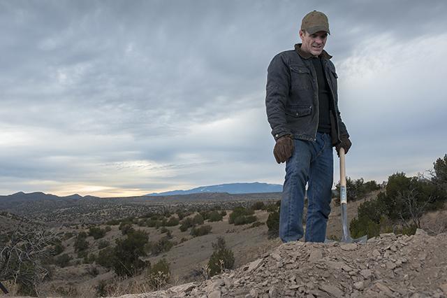 《纸牌屋》第4季新预告片 “弗兰克”发表演讲