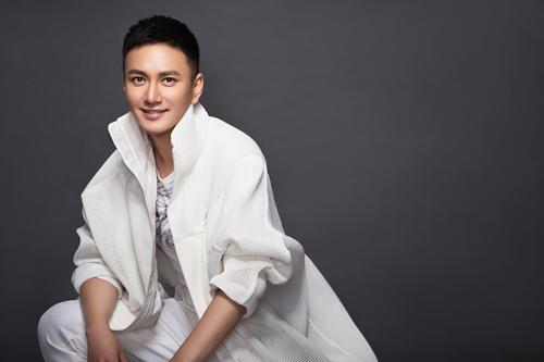 《少帅》双星开播 王仁君饰演神秘人物