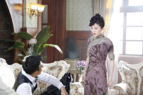 《刀光枪影》热播受网友好评 周毅身份成谜