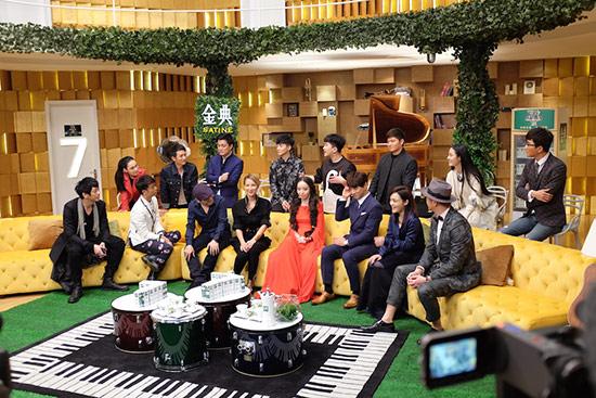 《歌手4》李玟率性赤脚上阵  赵传献传奇金声