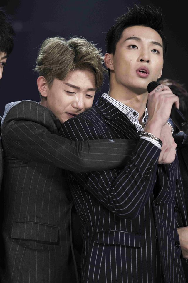 舒淇再度泪洒燃少舞台 然而“游戏”还在继续