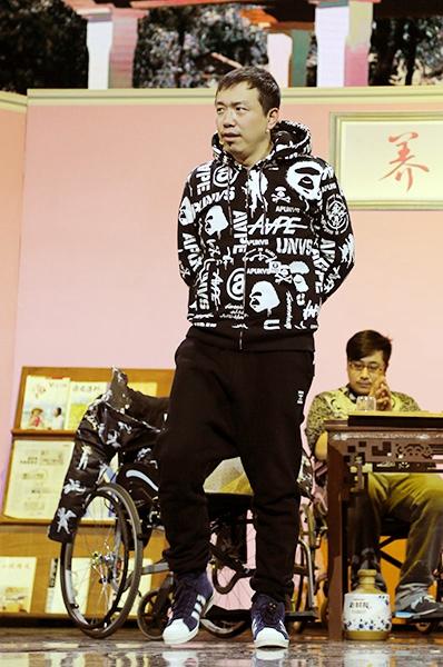 重型摩托杀入《喜剧人》　潮流酷爷斗智斗勇