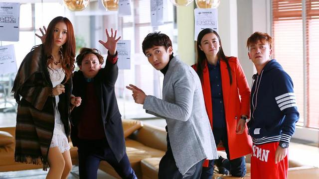 深圳卫视专访王传君： 喜剧演多了心里苦