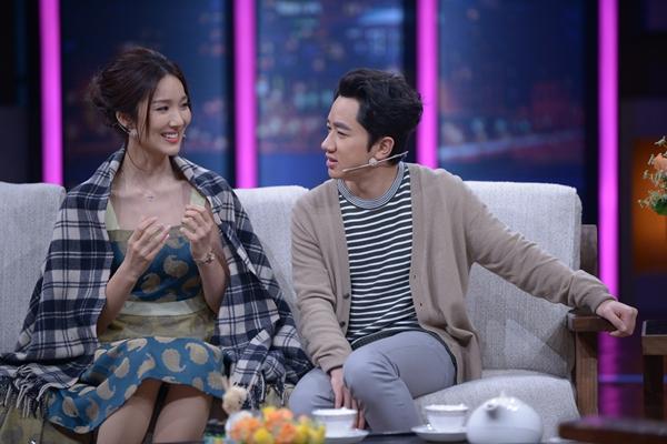 王祖蓝夫妇被调侃为爱中“毒” 称墓地约会过