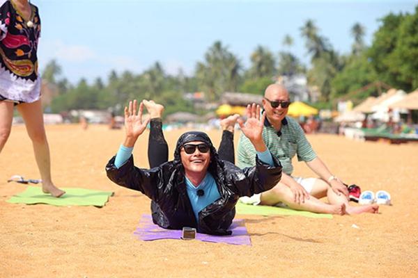 印小天魔舞惊呆父母 悉尼游轮扭秧歌秒变男神经