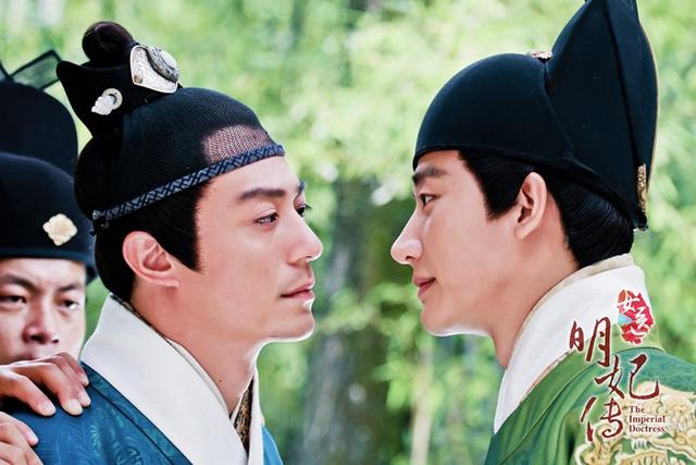 心疼黄轩：追妹子追到命没了 只换来“爱过”