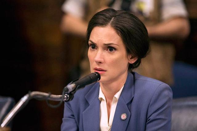 《黑色乌托邦》全网独播 一座城的纸牌屋博弈