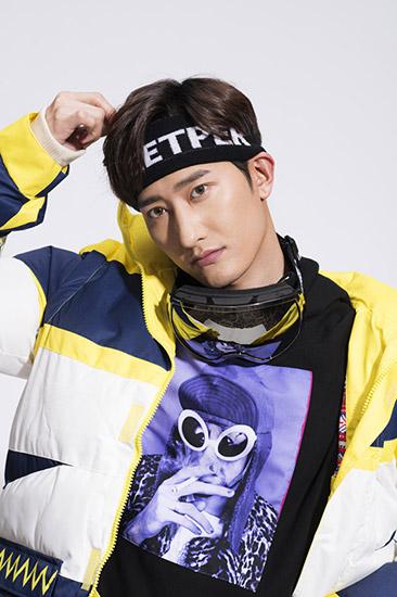 《冰雪奇迹》 周觅偶像包袱全无变“赤脚大仙”