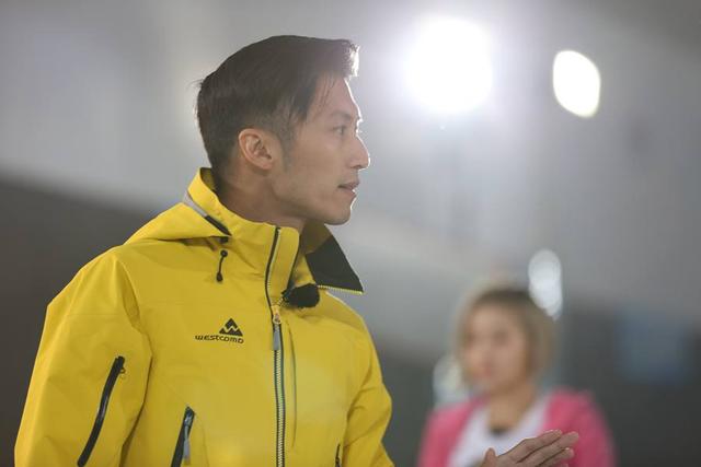 谢霆锋被90后少女惹毛 失控发飙嘶吼变声