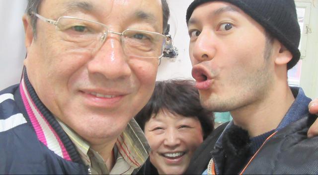 黄爸空降《旋风孝子》 惨遭黄晓明母子“无视”