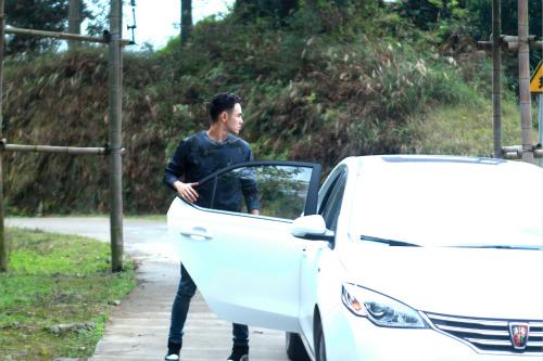 《了不起的挑战》回归淳朴 阮经天变对歌小王子