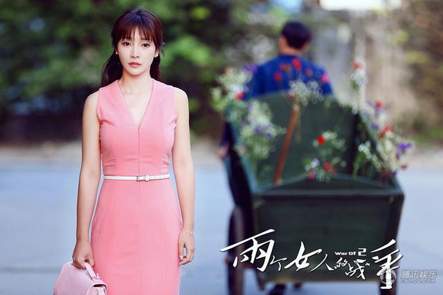 制片人赞柳岩演技：绝对比很多当红花旦更优秀