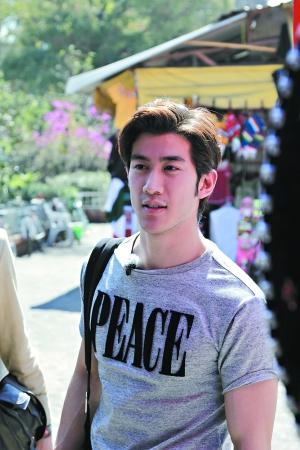 李治廷否认与林志玲假戏真做：与她是亲人